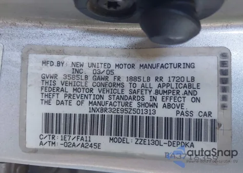 2005 Toyota Corolla Ce z USA, uszkodzony, nr VIN 1NXBR32E95Z501313